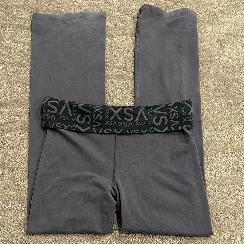 VSX Charcoal Leggings with Logo fold over Waistband size M